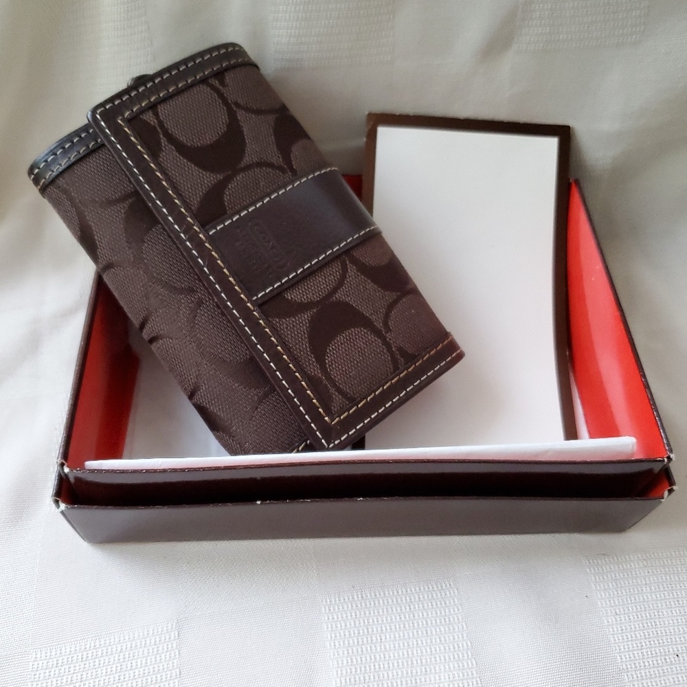 Coach Signature wallet. BROWN